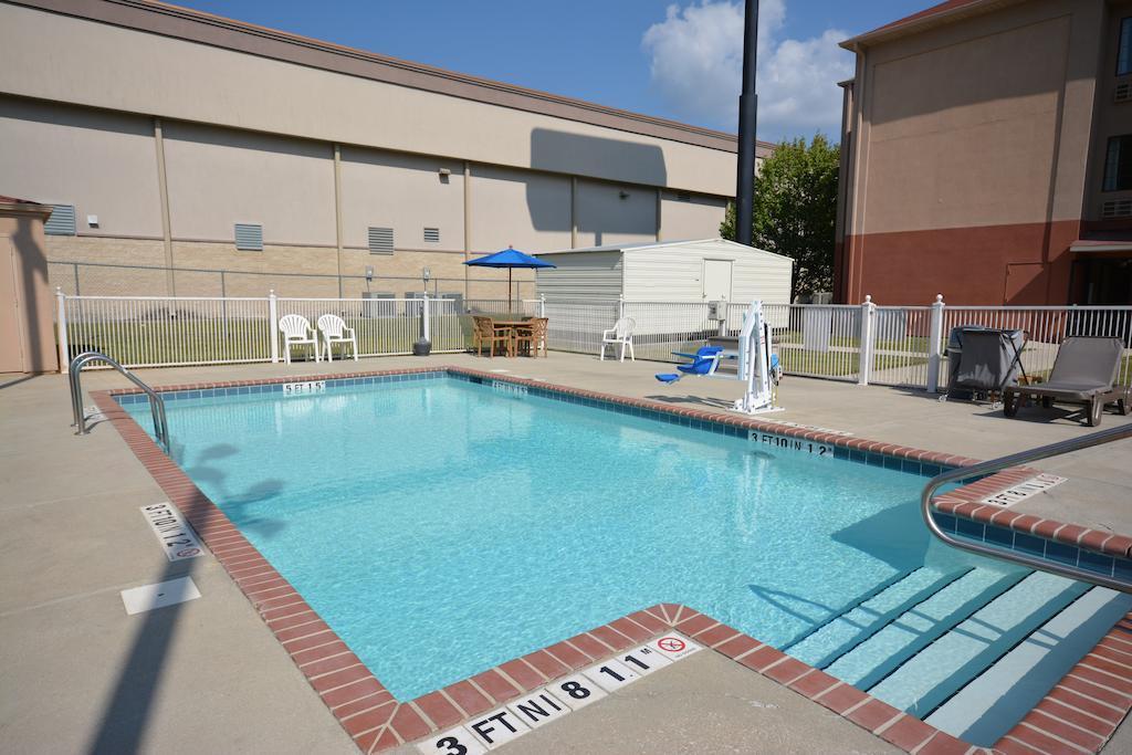 Comfort Inn & Suites Trussville I-59 Exit 141 Exterior foto