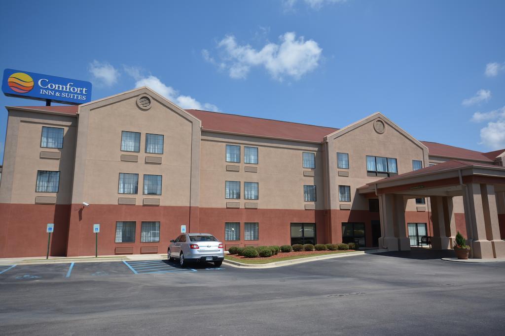 Comfort Inn & Suites Trussville I-59 Exit 141 Exterior foto
