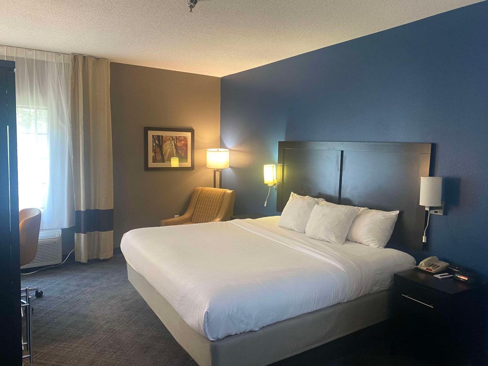 Comfort Inn & Suites Trussville I-59 Exit 141 Exterior foto